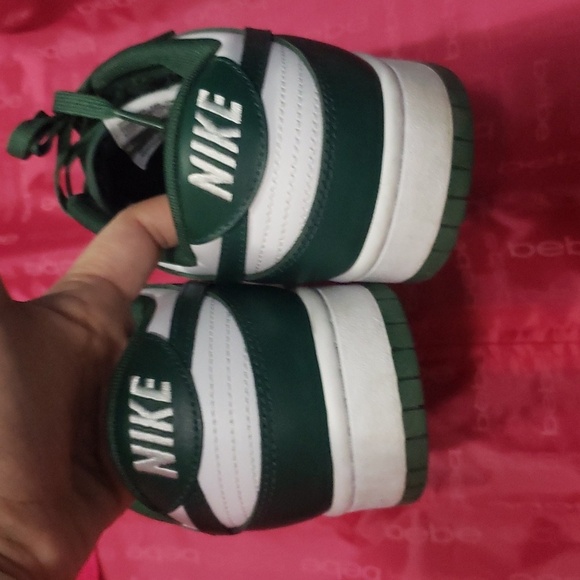 Nike dunk low green and white colourway 9.5 - Picture 6 of 8